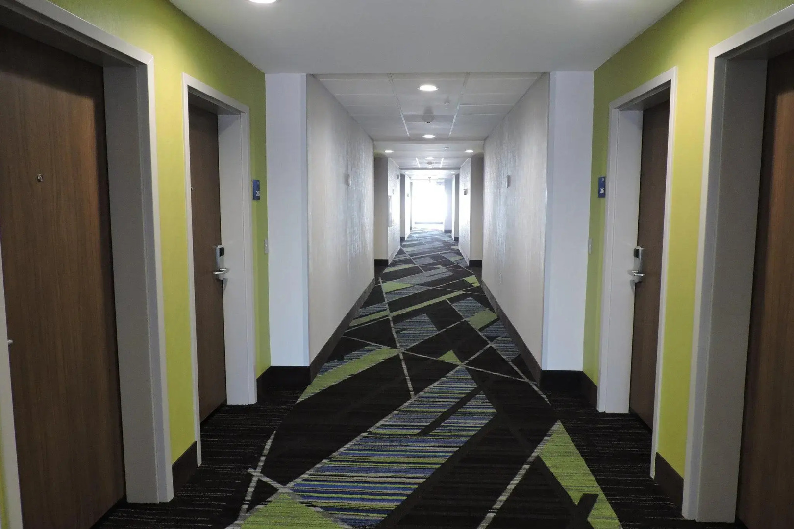 Holiday Inn Express & Suites Moore by IHG