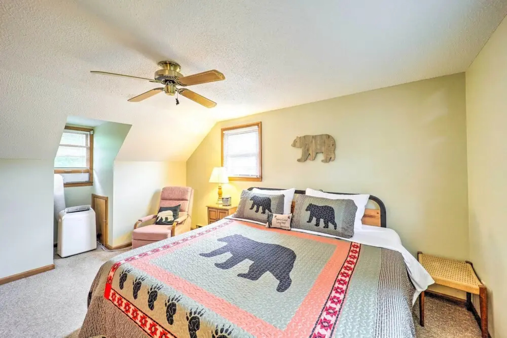 Peaceful Newland Family Cottage w/ 2 Decks!