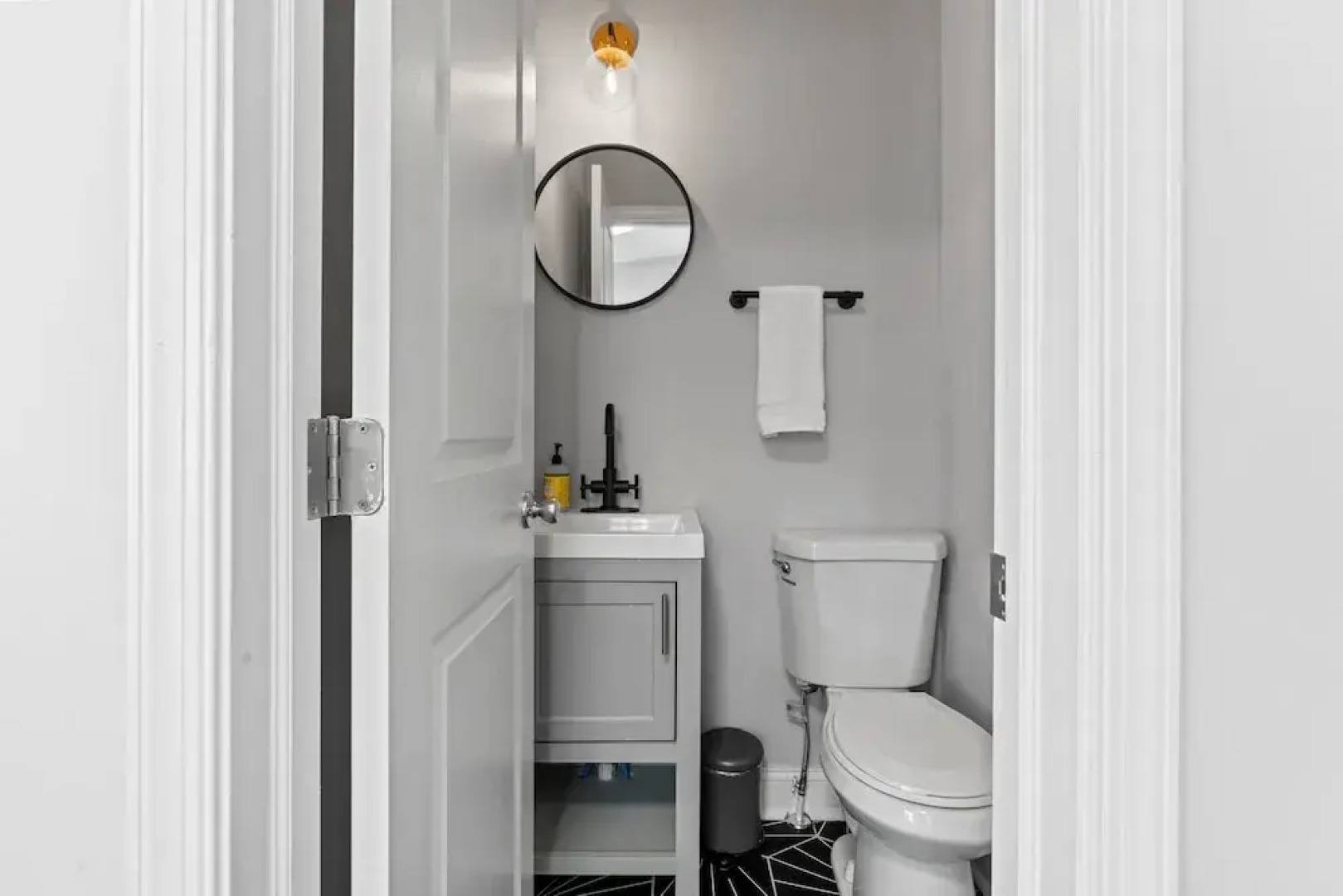 Modern & Comfy - 5* - Location Game Room