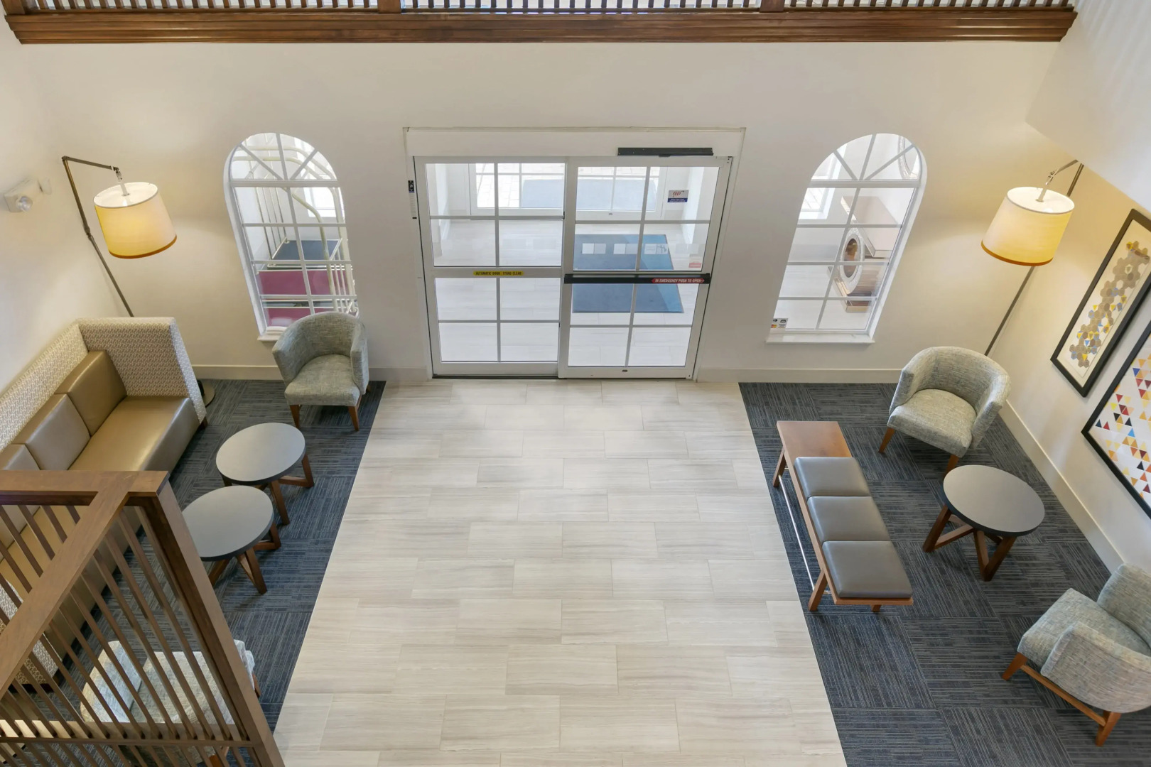 Holiday Inn Express And Suites Mount Arlingto