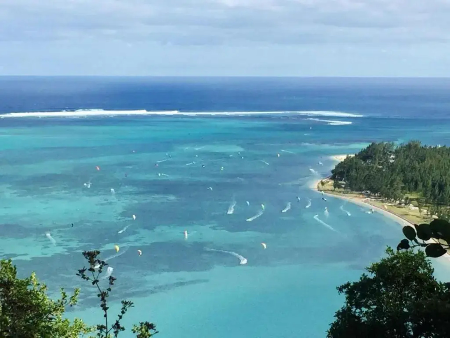 2 bedrooms villa with sea view private pool and jacuzzi at La Gaulette 6 km away from the beach