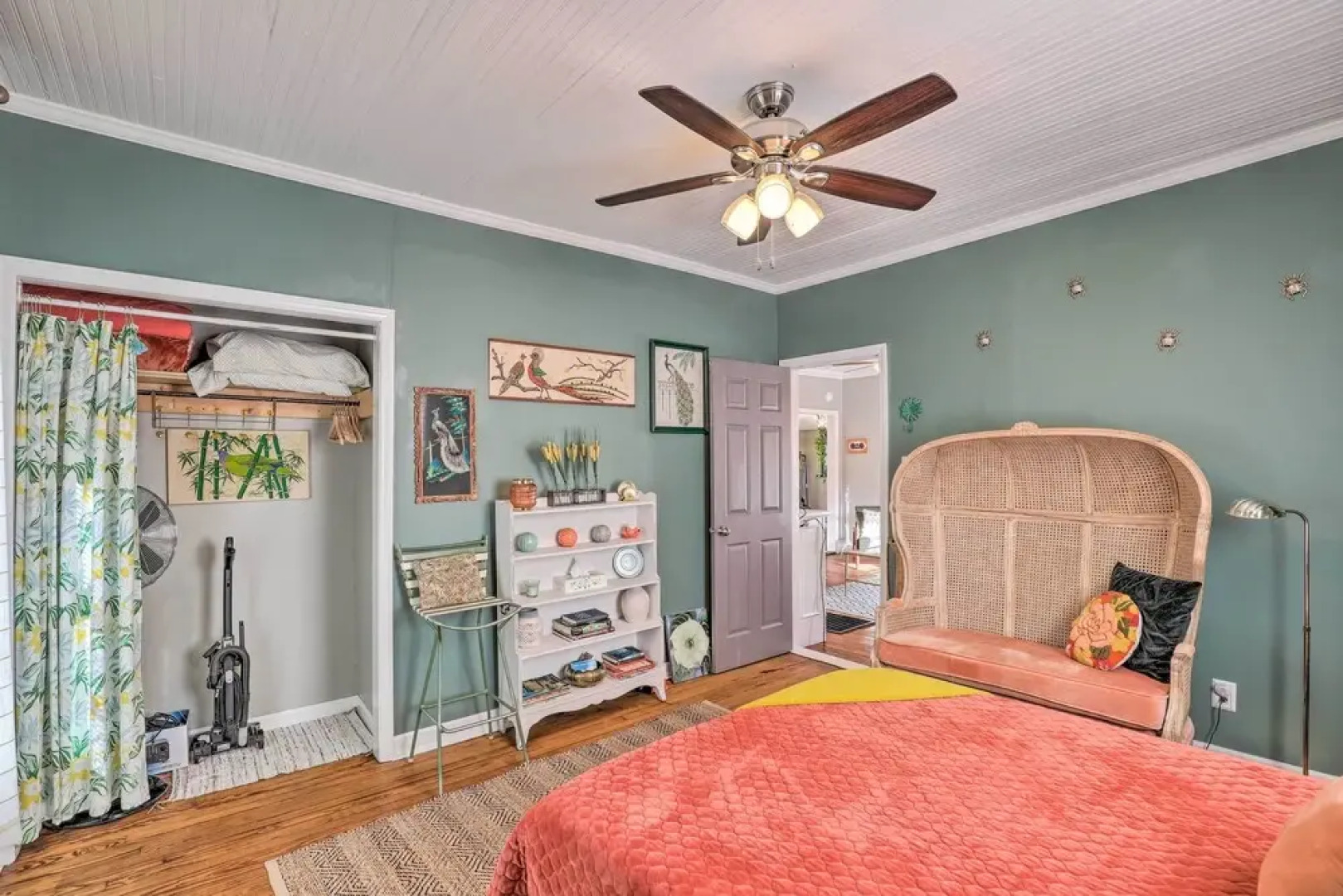 Stylish Woodfin Home w/ Backyard & Fire Pit