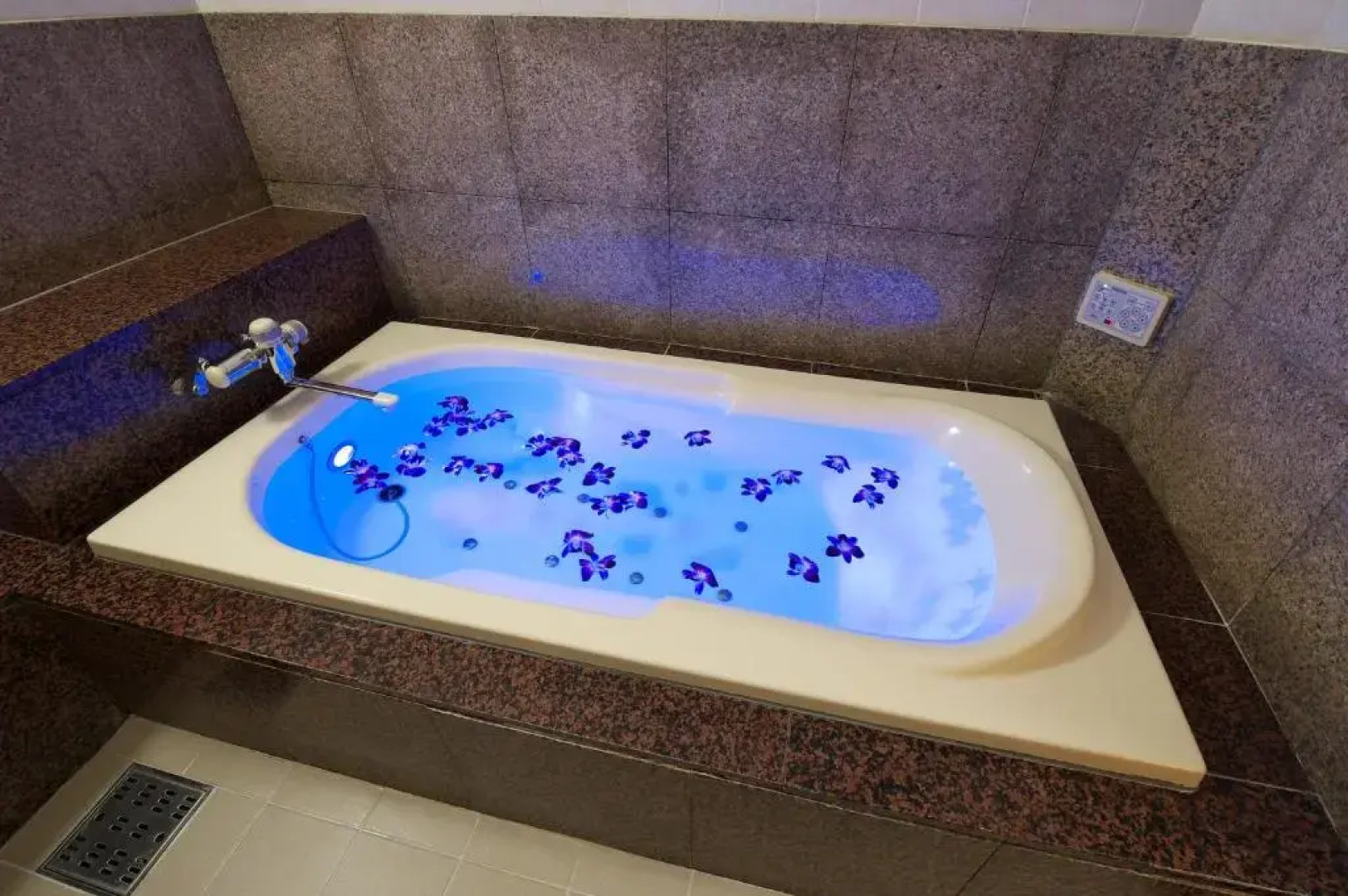 Hotel Park Inn - Adults Only