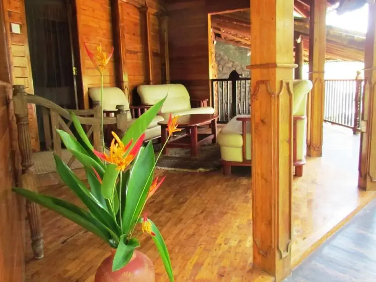 La veranda Di Serena Lake