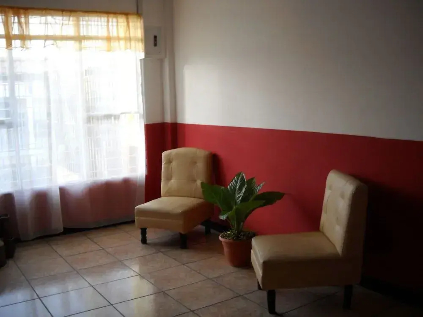 Lajuela BnB & Hostel