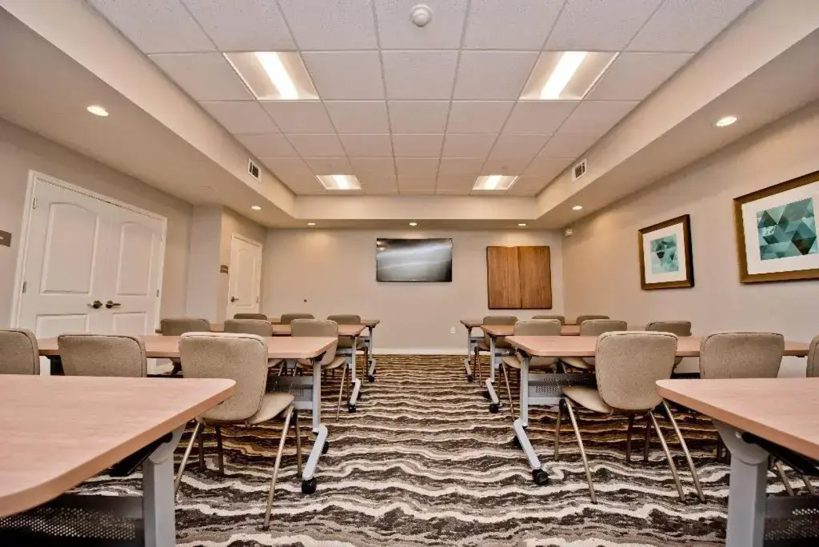 Staybridge Suites Houston - Humble Beltway 8 E by IHG