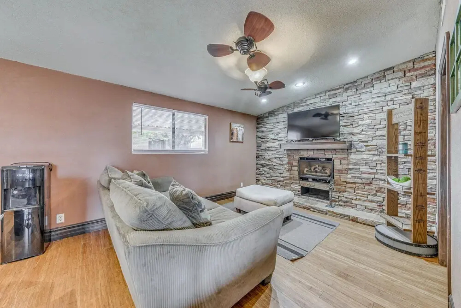 Pet-friendly Alamogordo Home 16 Mi to White Sands!