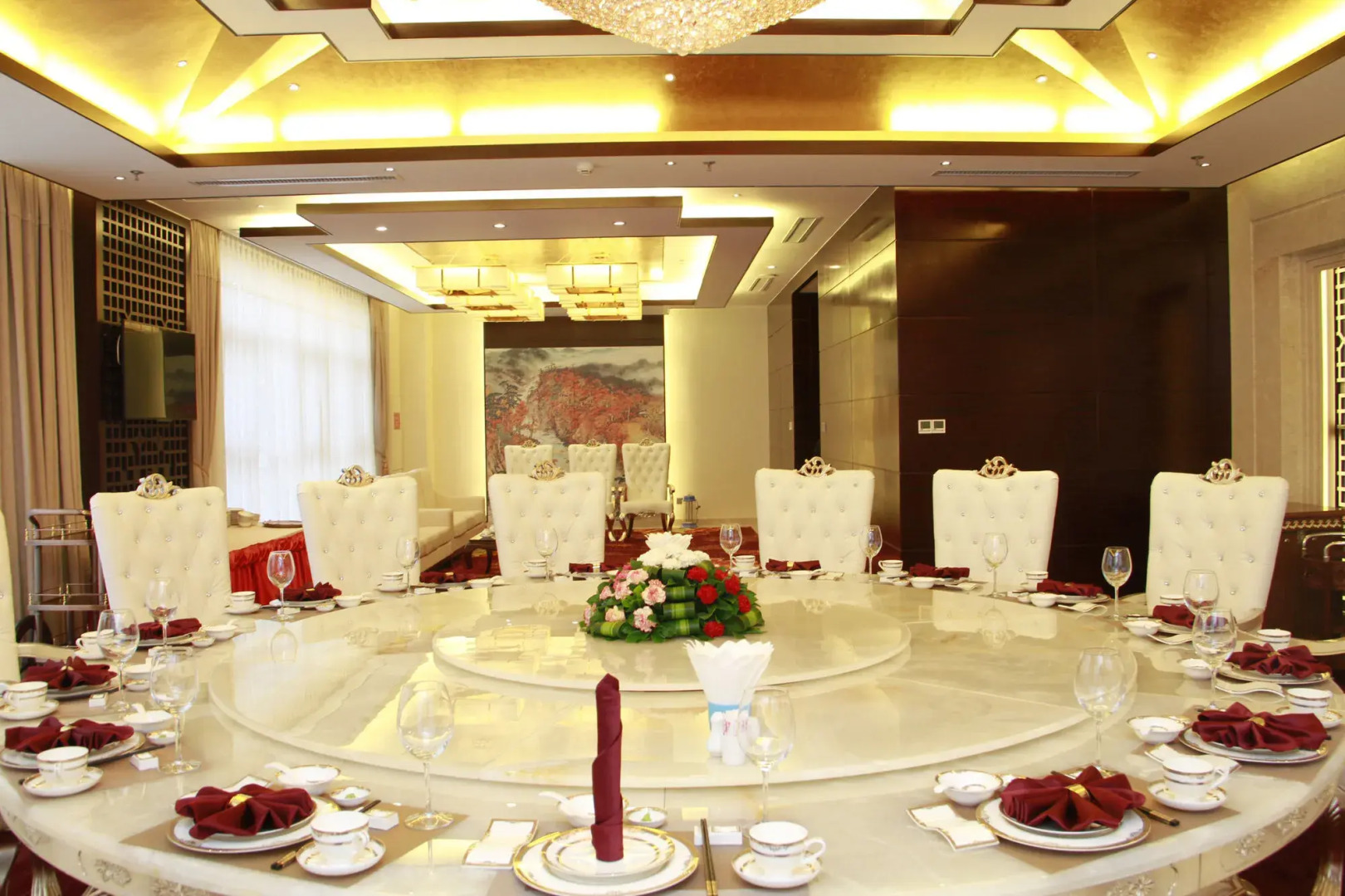 Don Chan Palace, Hotel & Convention