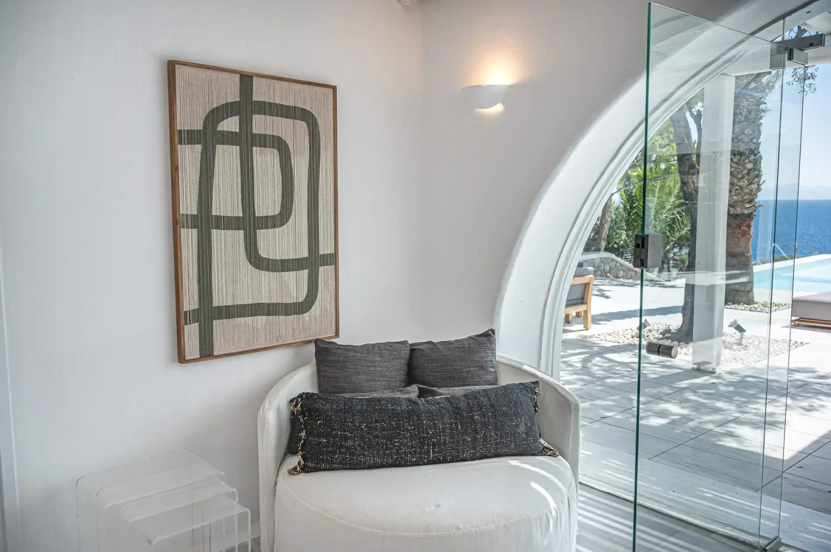 Live and Travel Greece