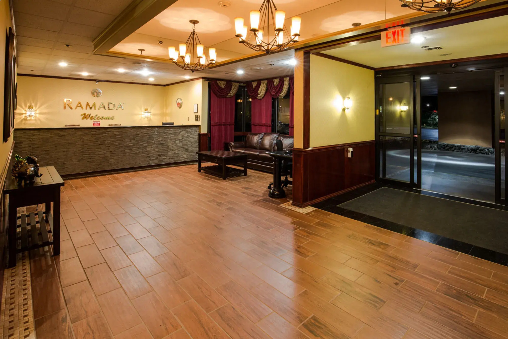 Ramada Hotel & Conference Center by Wyndham Medford