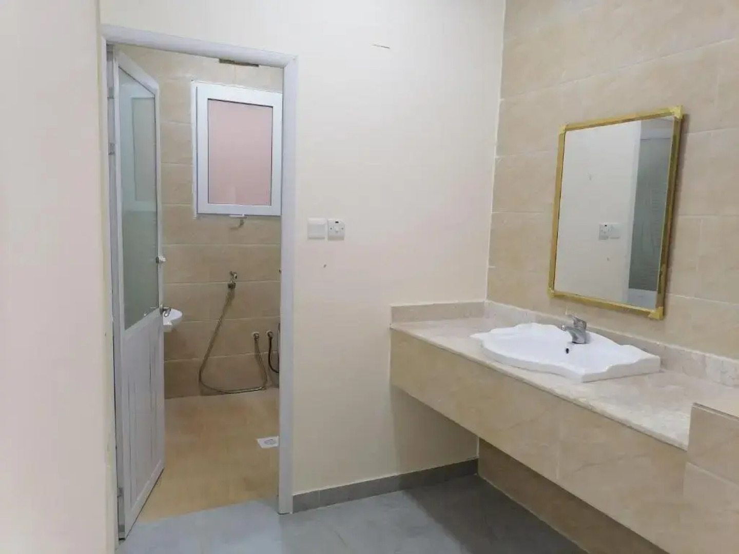 شاليهات الشاطيء beach chalets