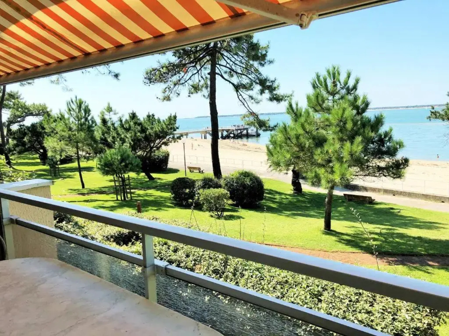 Appartement Vue Mer Terrasse, Parking C213