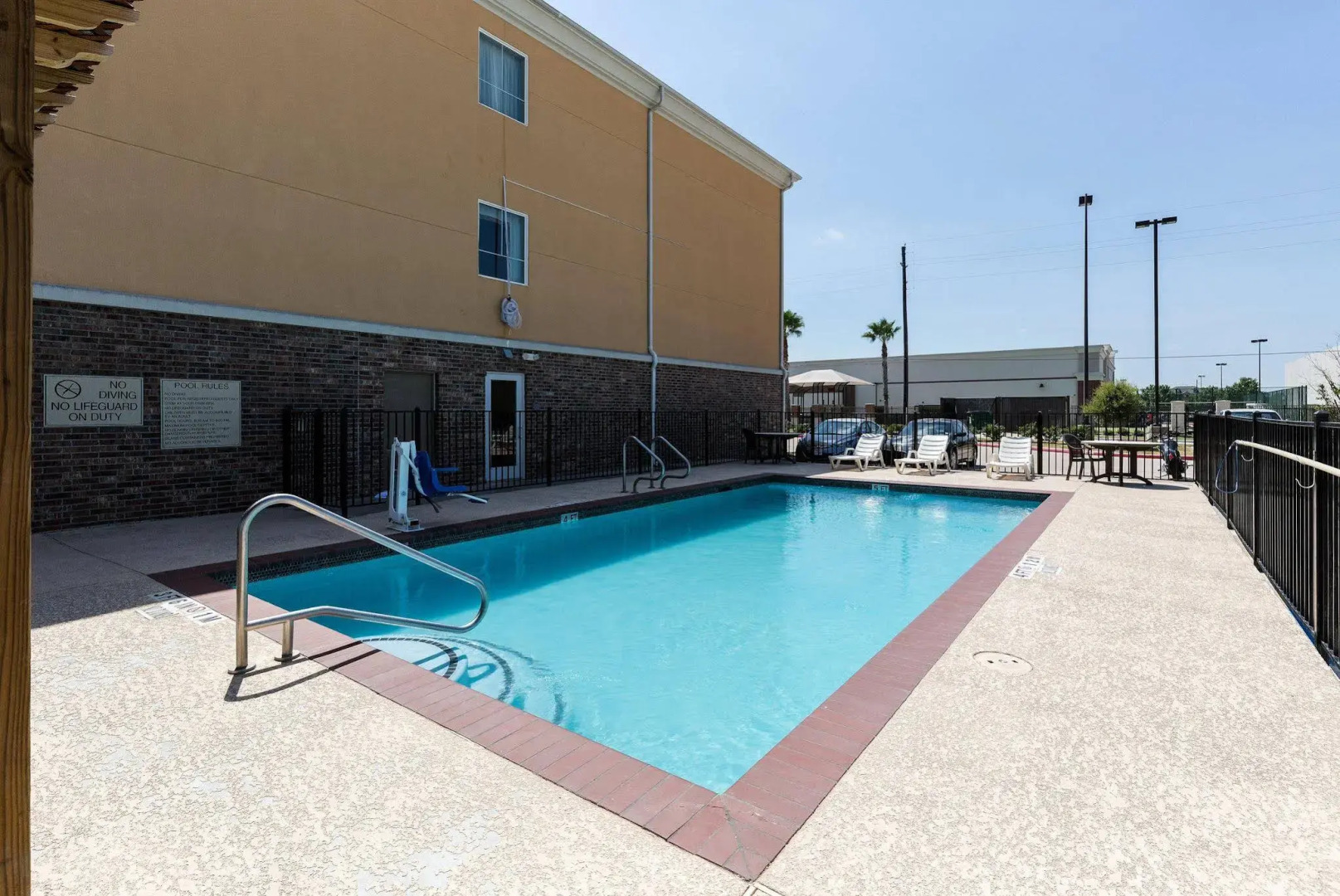 Spark by Hilton Pearland