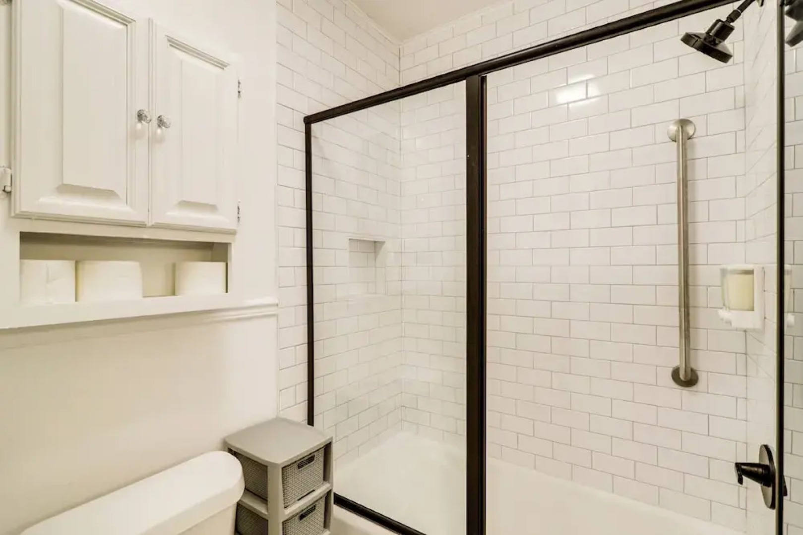 Easy Dtwn Access: Restored 1930s Brenham Retreat