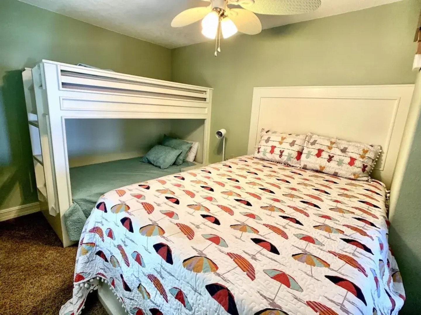 Seaside Merryment 4 Bedroom Home