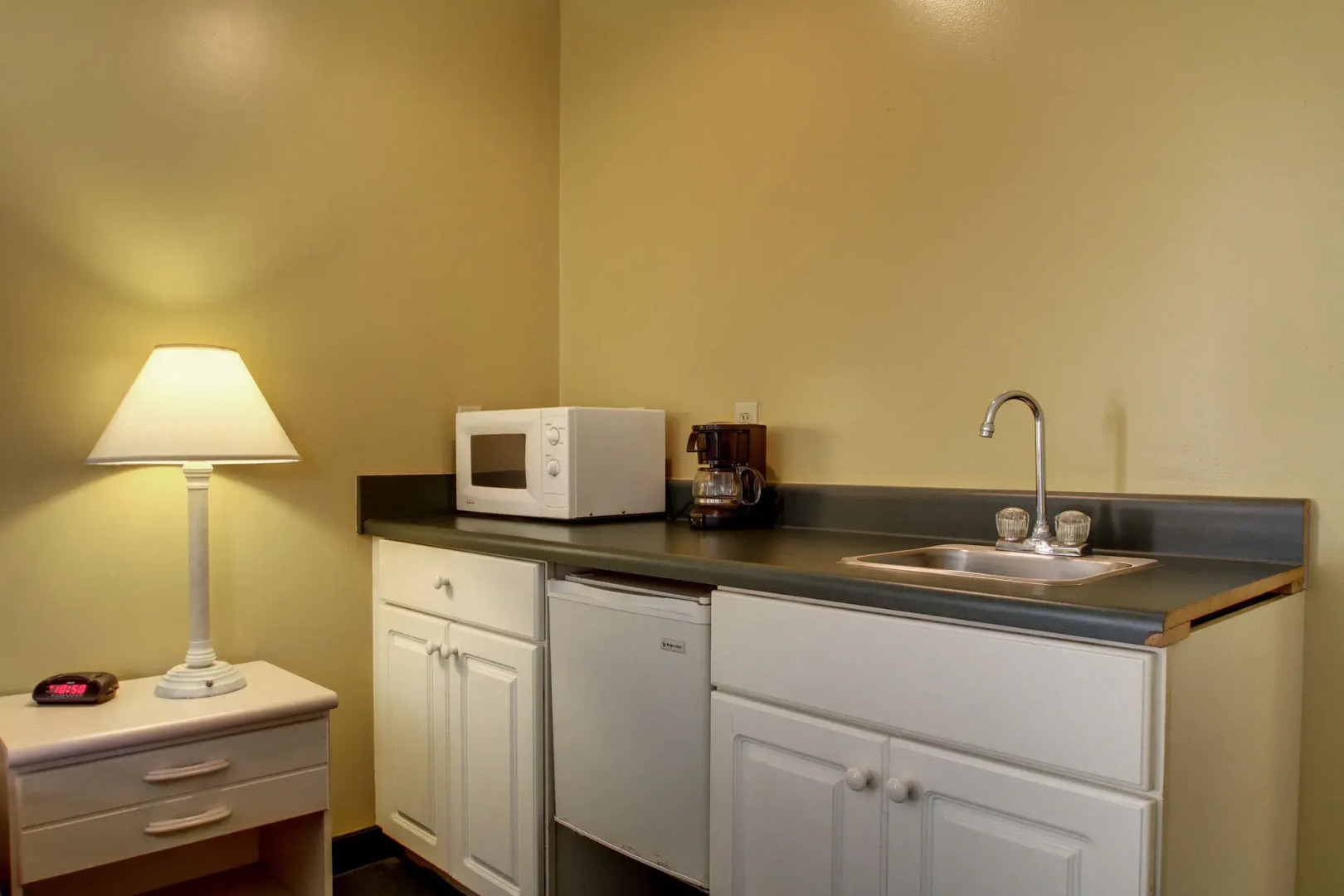 Key West Inn - Childersburg