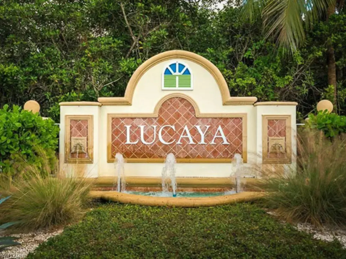 Lucaya 102