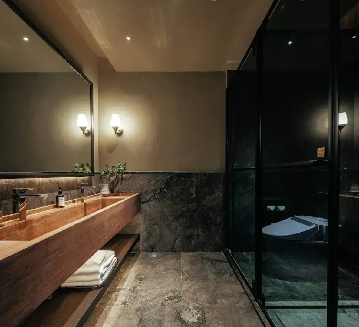 Jingdezhen Xingshan Shiwai Dongliyuan