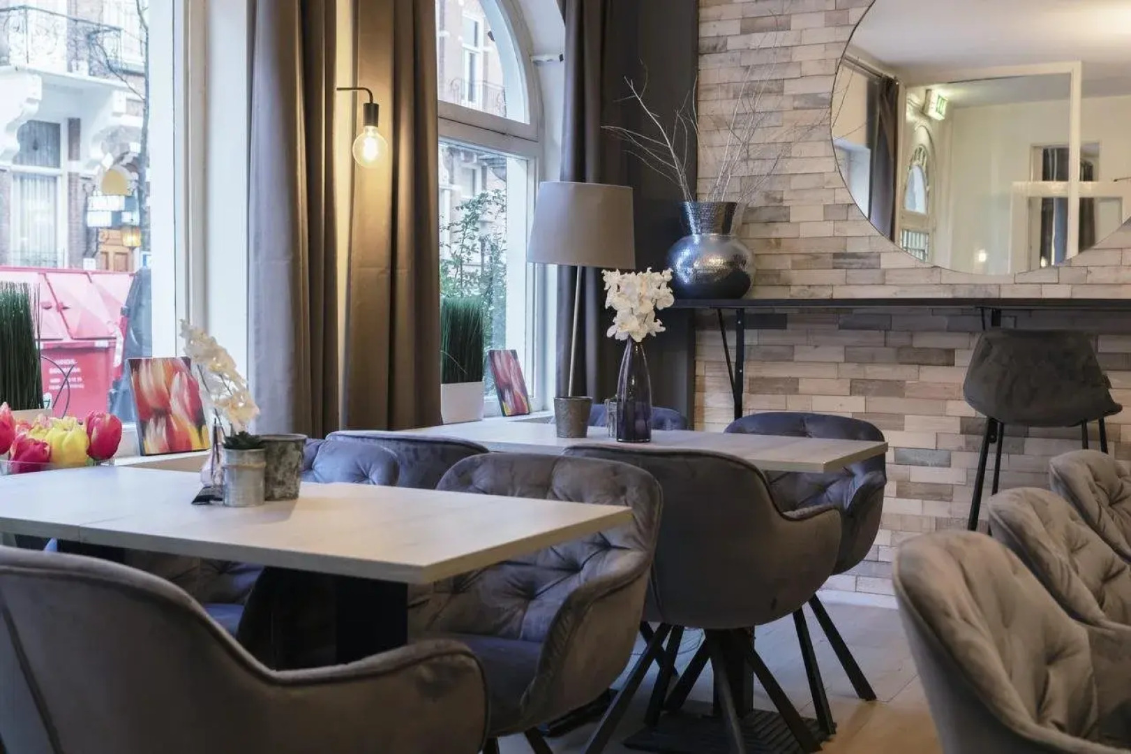 Quentin England Hotel