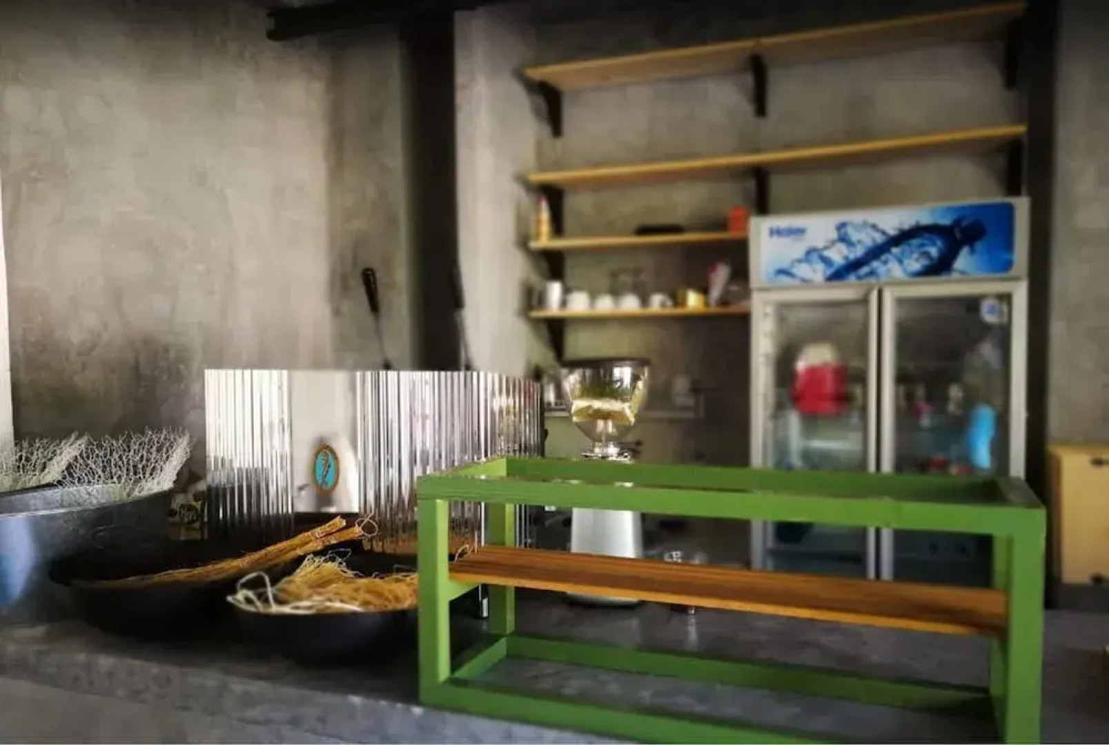 Hink Poshtel PhangNga