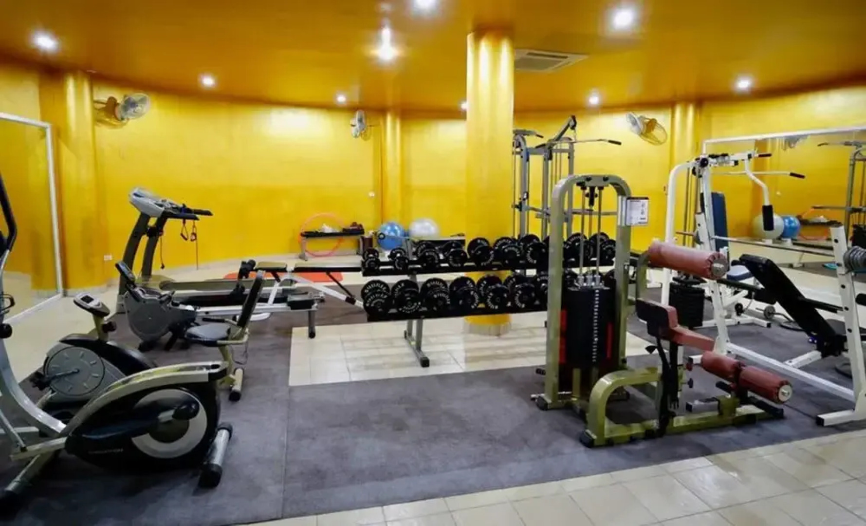 Thaillywood Luxury Palace Unique In Pattaya