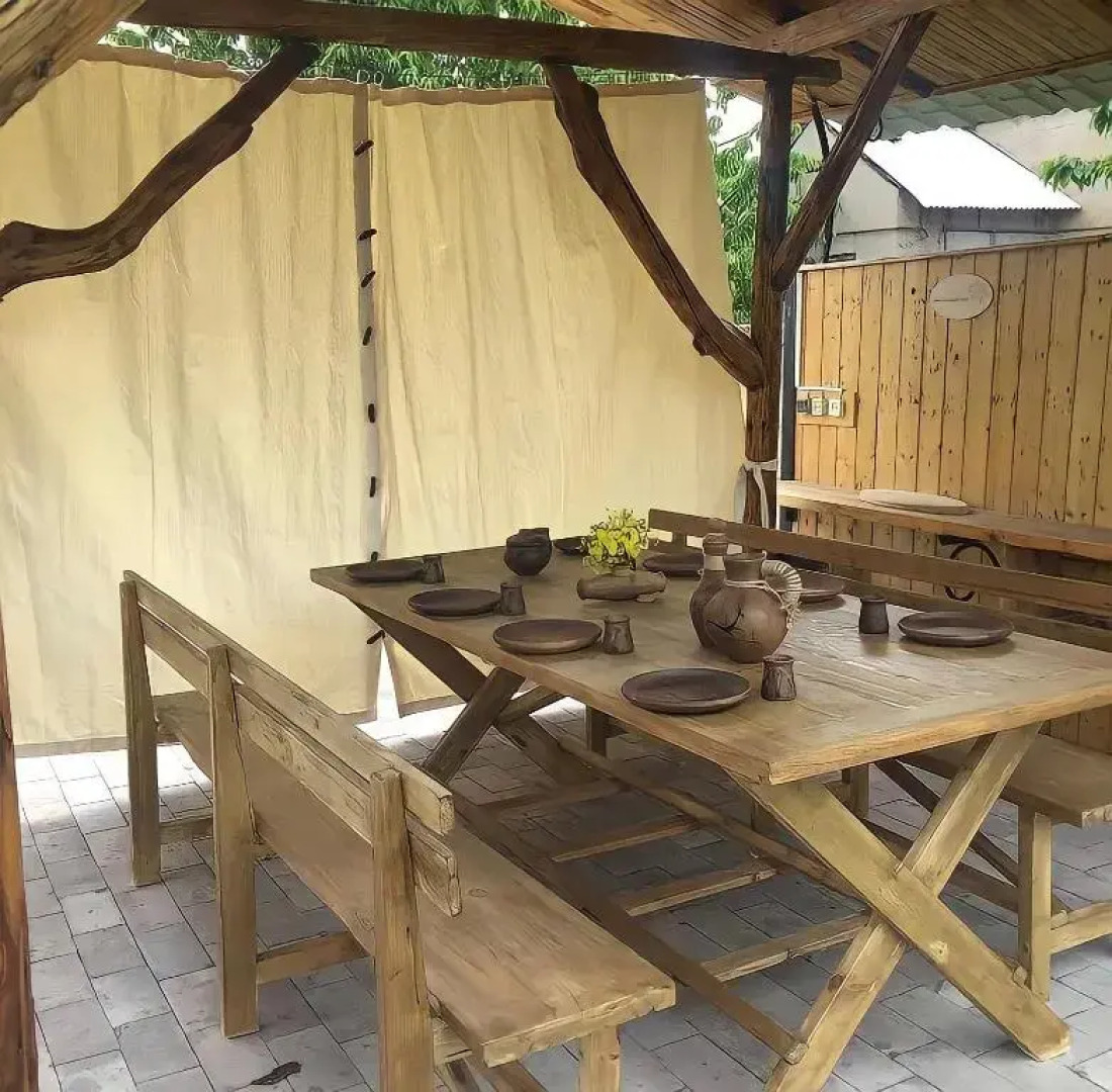 Apple Tree Family Home (ECO)