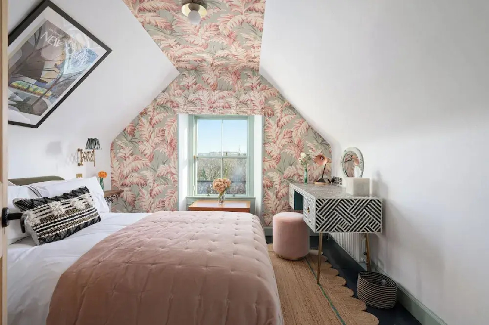 Eskbank Terrace Spacious House