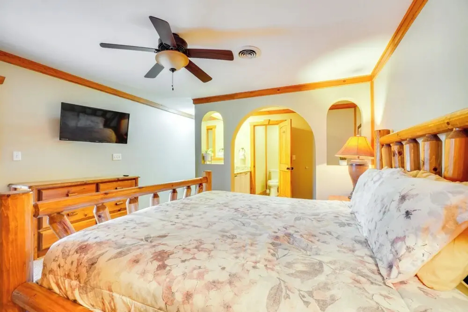 Near Hiking Trails: Gatlinburg Condo w/ Sauna!