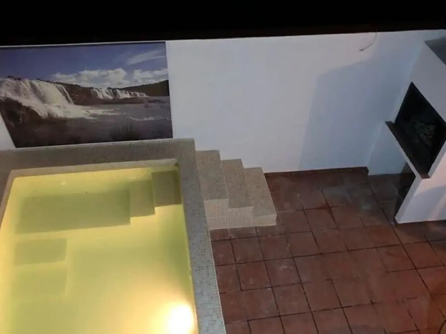 Quaint Holiday Home With Private Pool