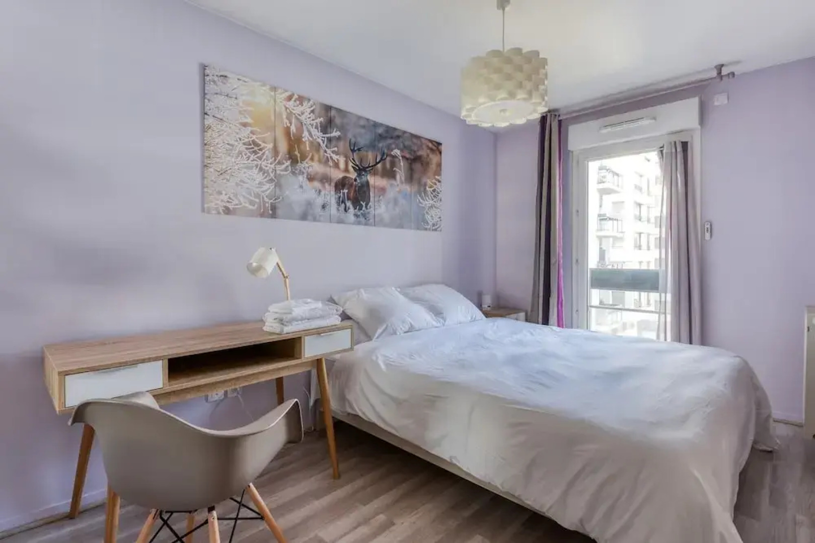 Spacious Apartment With Stunning View of Paris la Défense Fits up to 8