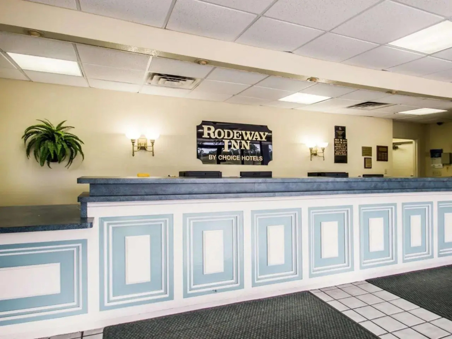 Rodeway Inn Maingate