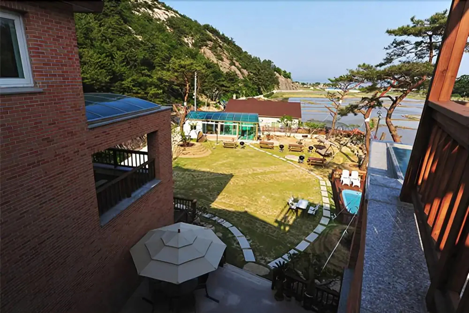 Yeongdeok Green Garden Pension
