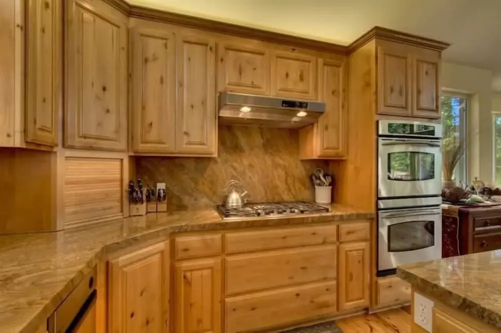 Mv16: Bear Lair Estate with Hot Tub Pn1133