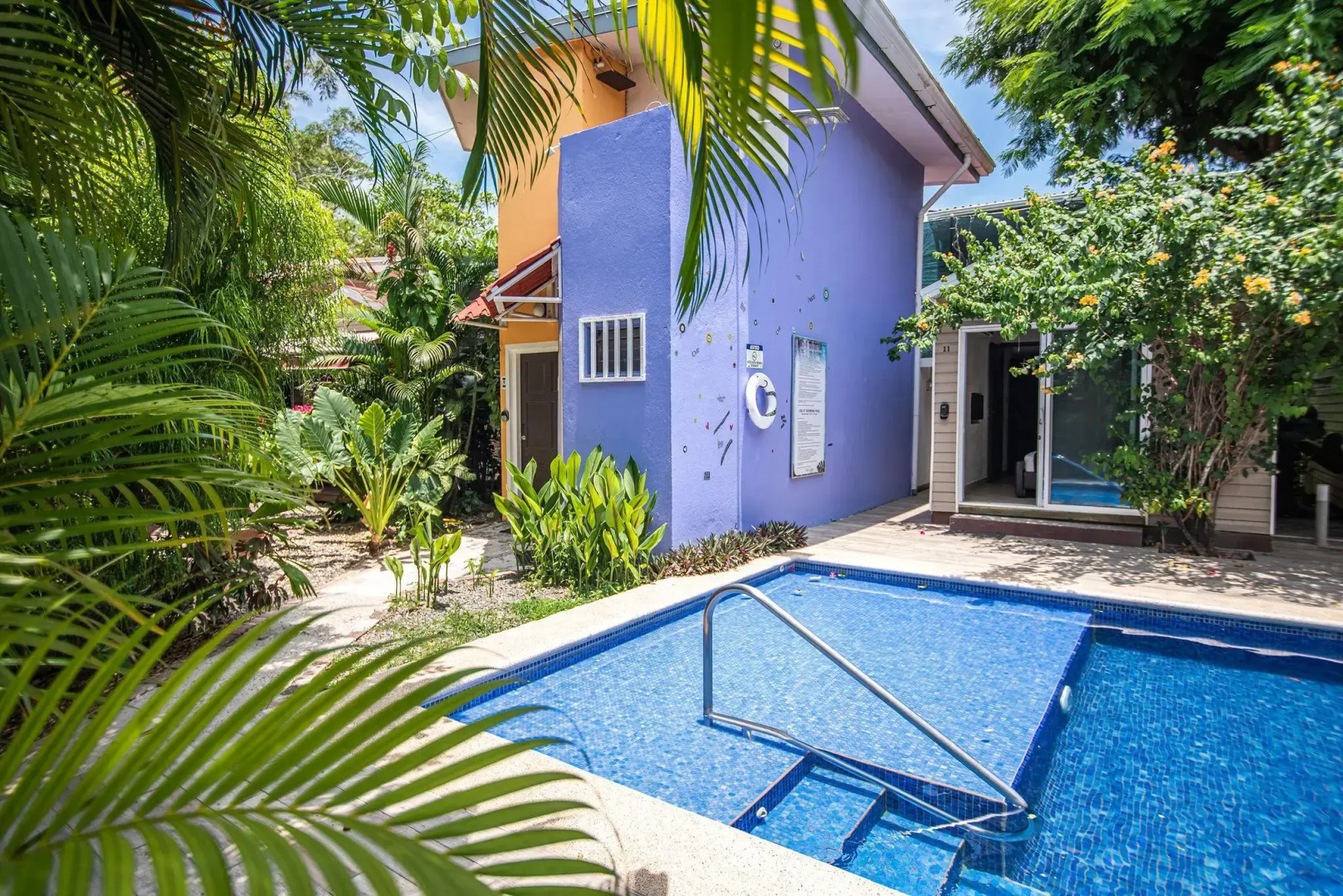 Jaco Lodge Quiet Hotel