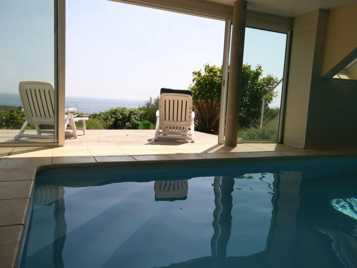 Modern Villa in Clohars-Carnoët with Private Swimming Pool