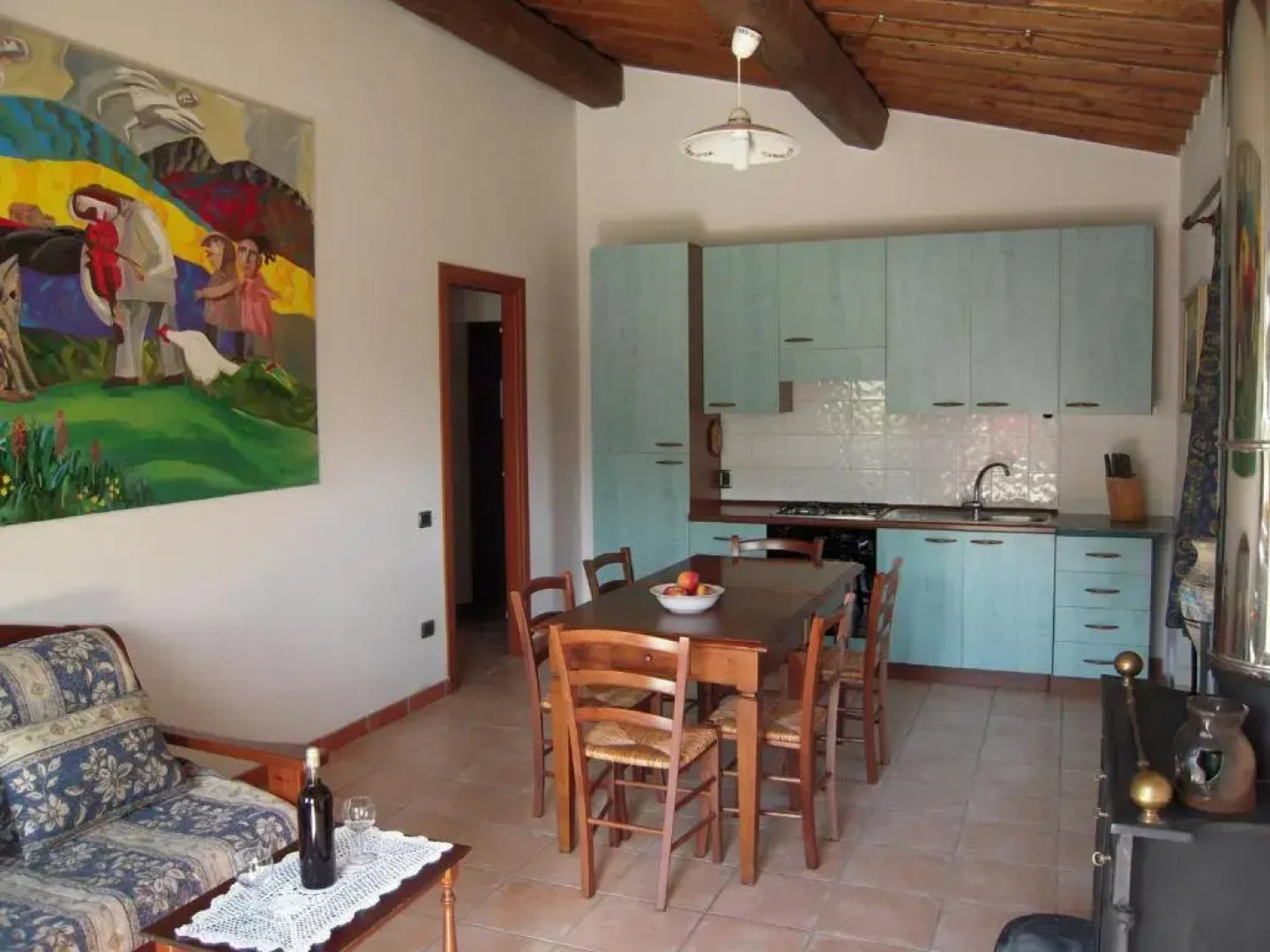 Villa with private swimming pool and garden in quiet area, panoramic views