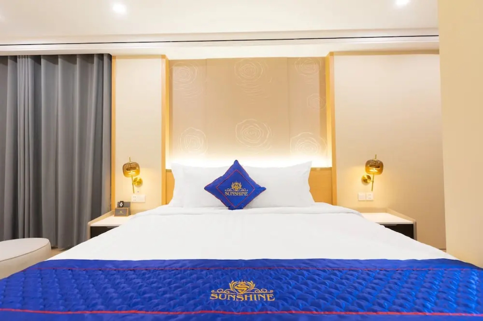 Sunshine Apartment Hotel