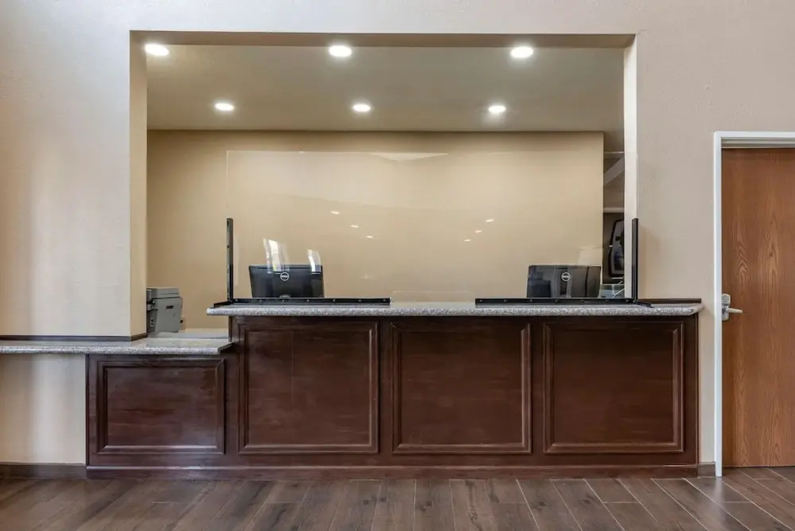 Quality Inn & Suites