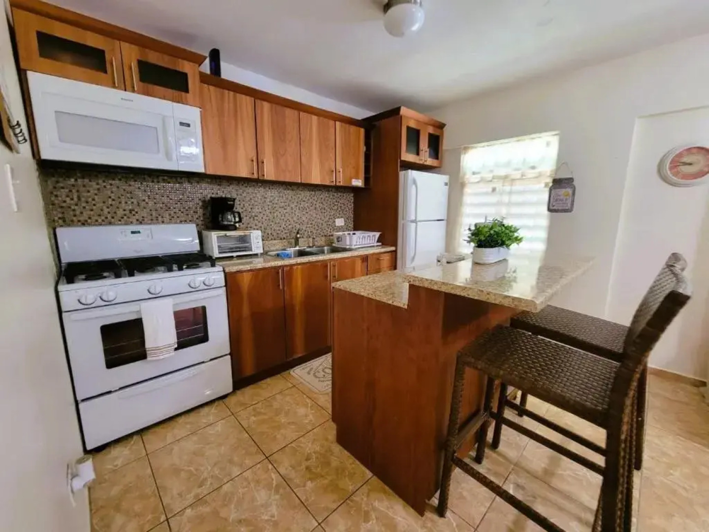 Beachaccess 2 bdr, WiFi, Hammock, Kitchen The Reef 1