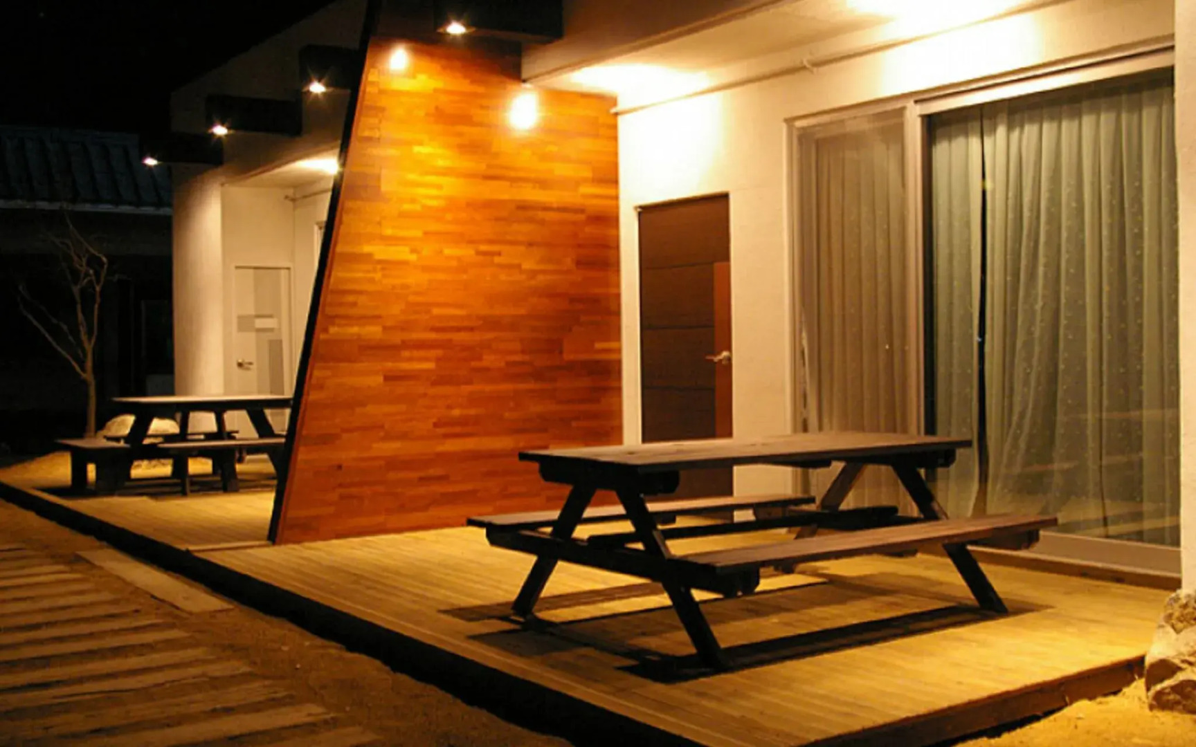 Yangpyeong Hayandohwaji Pension