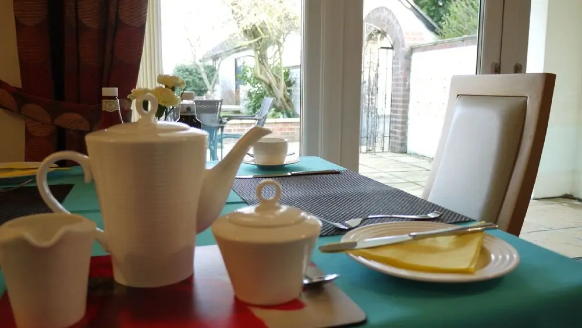 The White House Bed & Breakfast