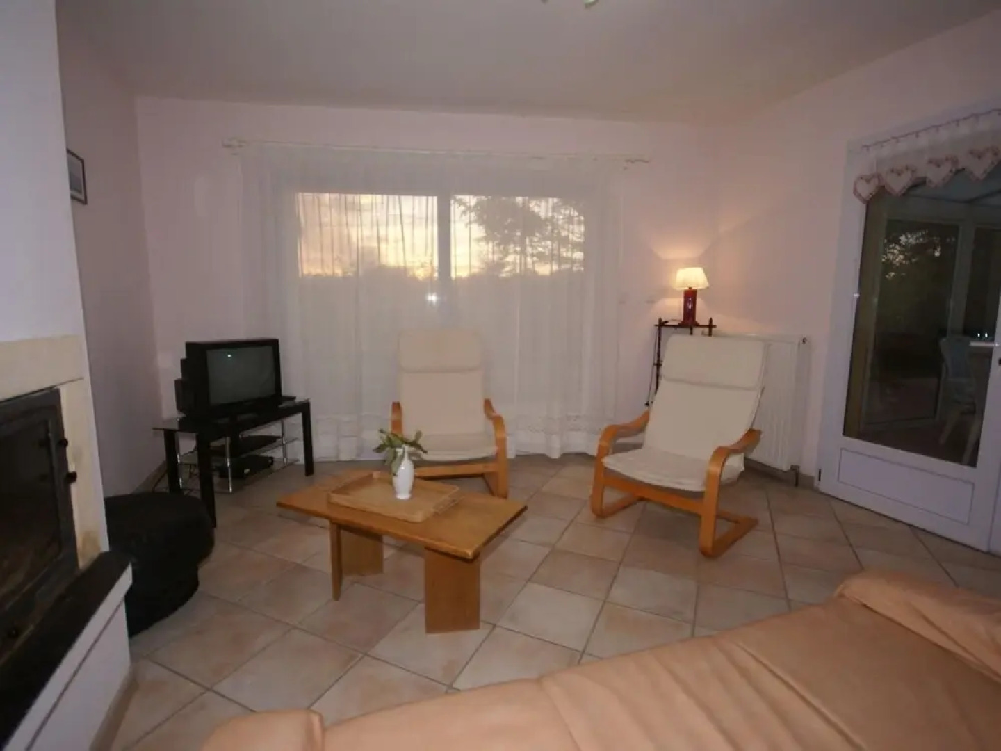 Modern Holiday Home in Belves with Swimming Pool