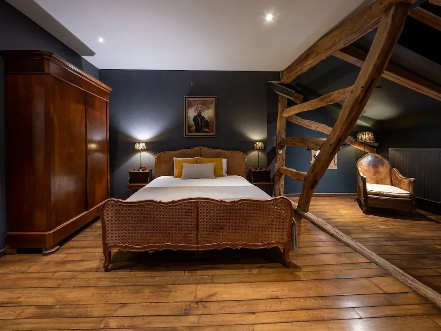 Gedinne Historic Forest Haven