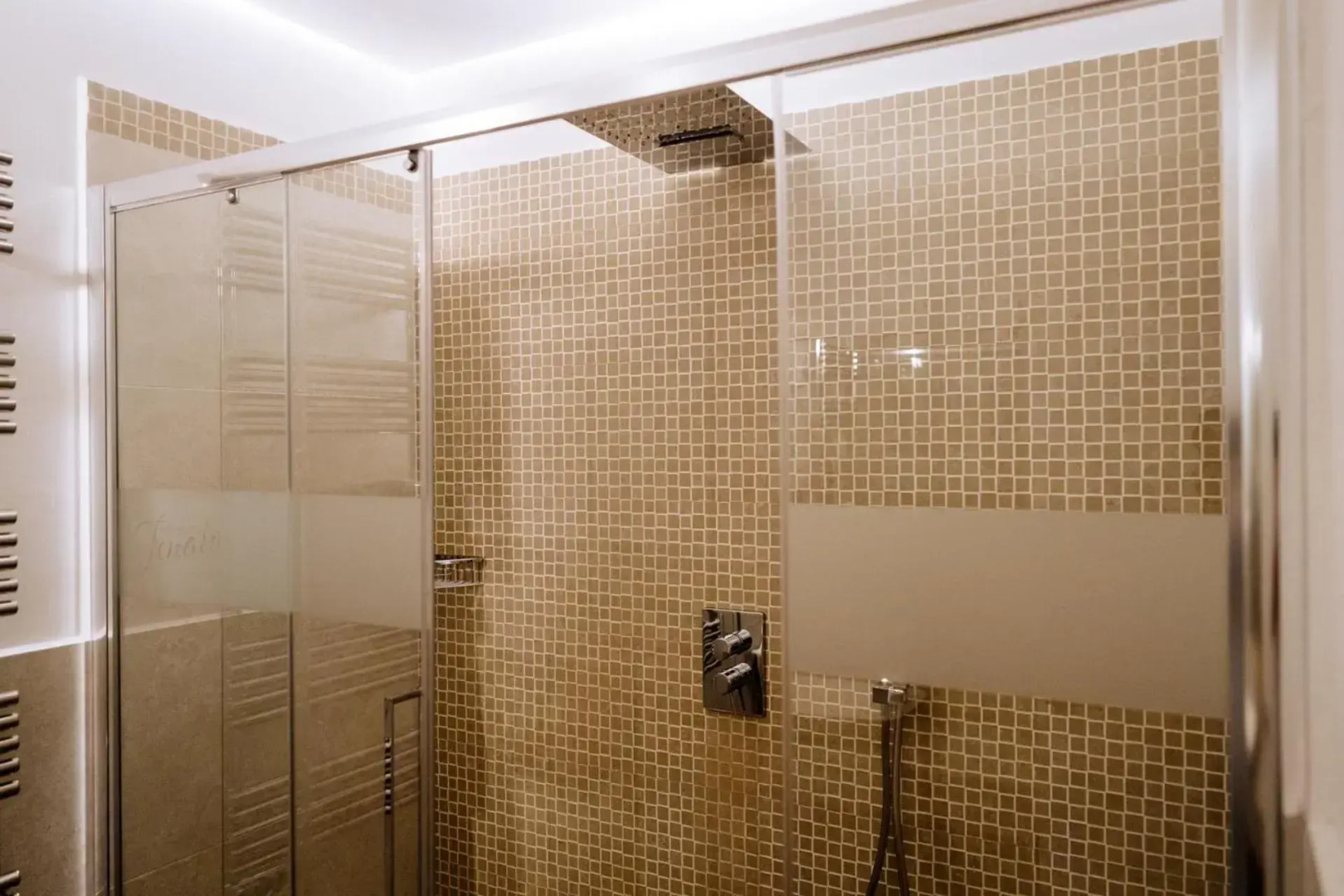 Faro di Punta Fenaio