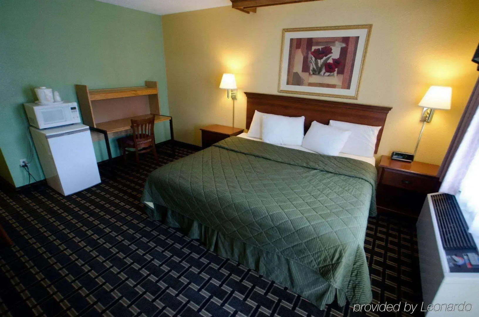 University Manor Inn