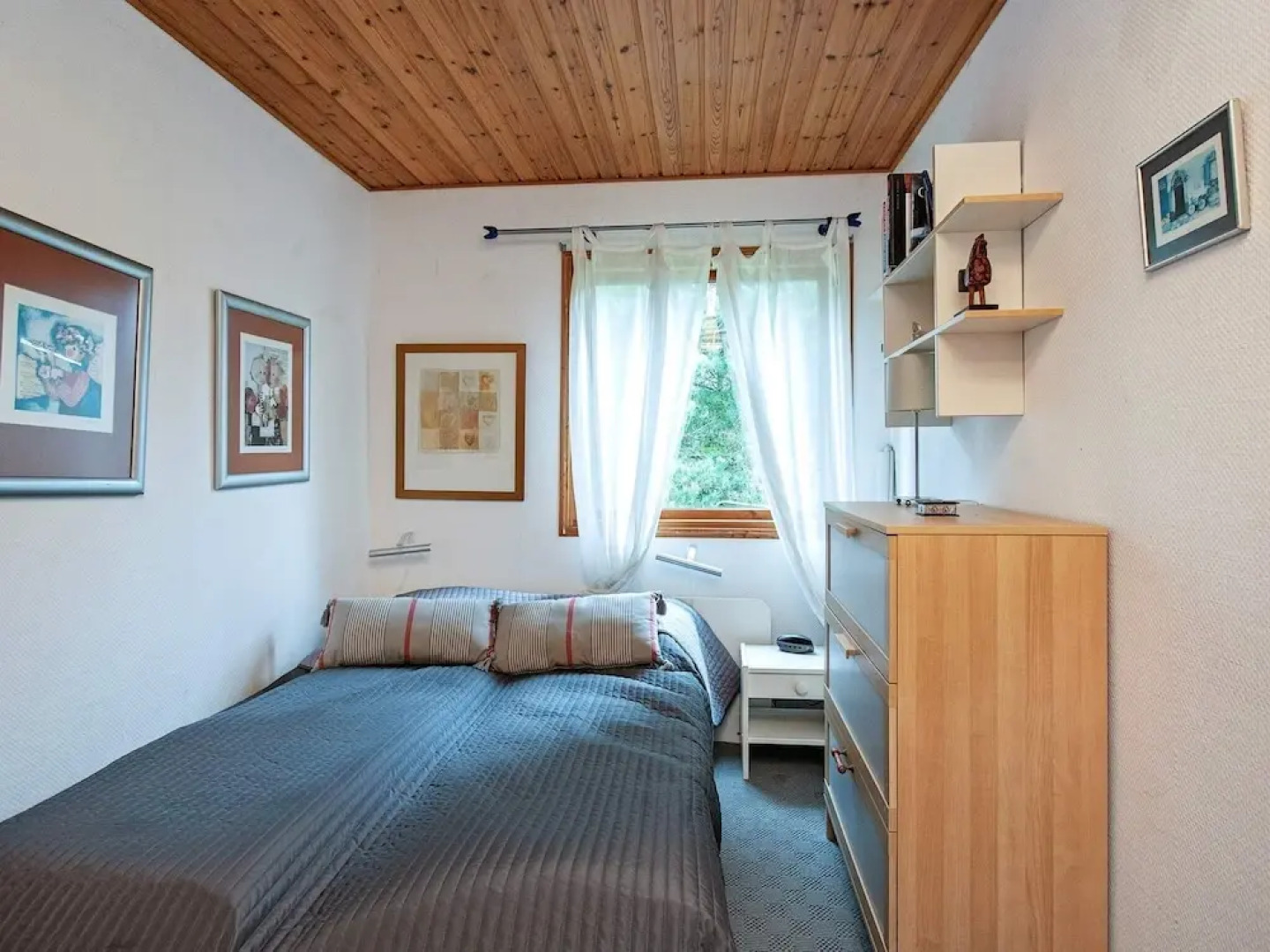 Relaxing Holiday Home in Højby Near Sea