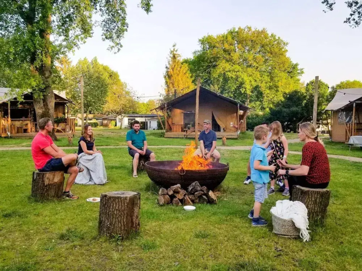 Tent Lodge With Sanitary Facilities at the Bedafse Bergen - Campsite