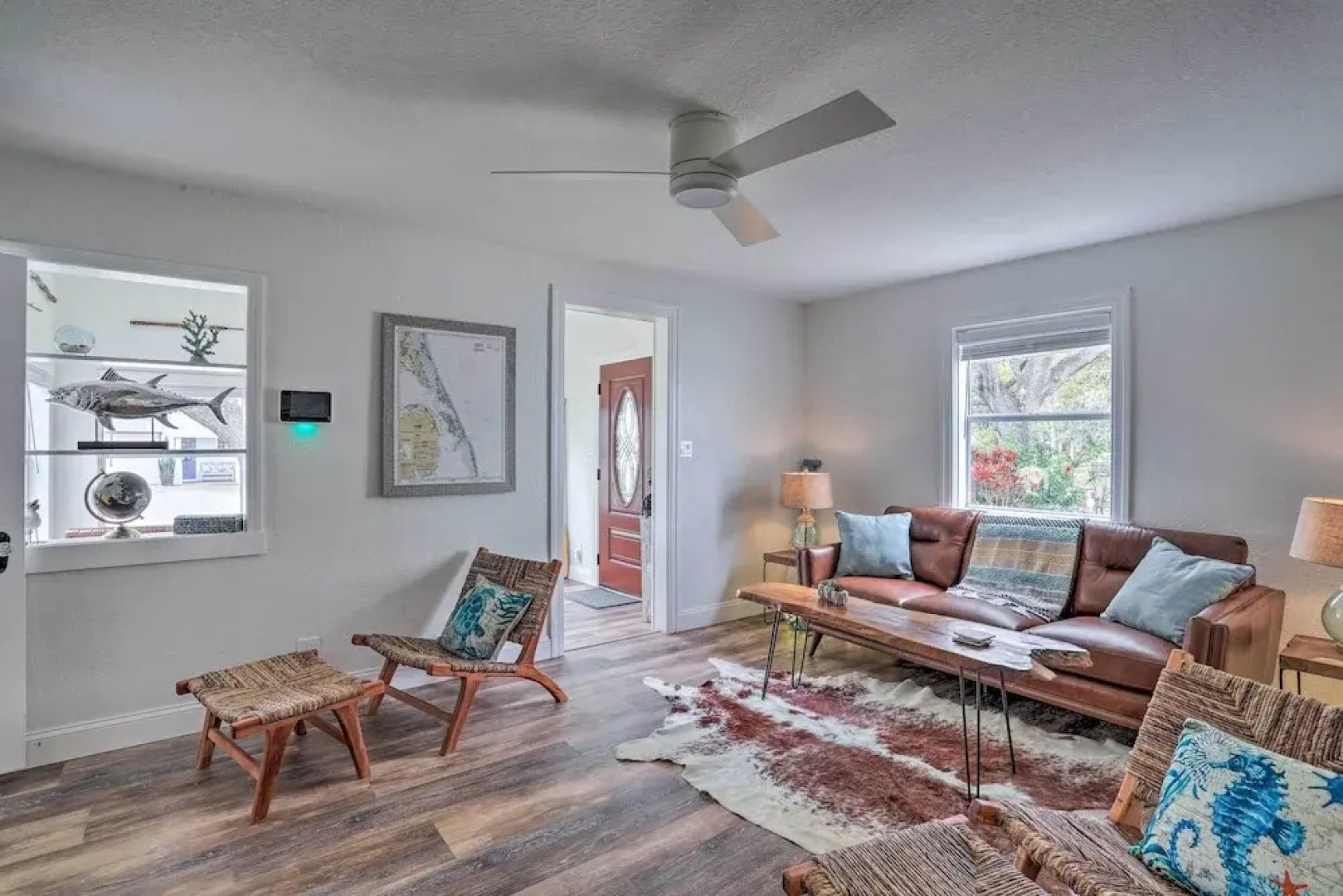 Tampa Bay Area Cottage w/ Gas Grill and Fire Pit!