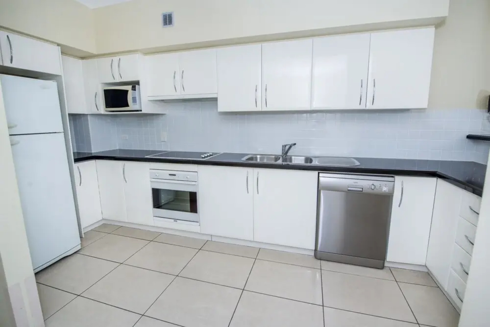 Breakwater 204 - Shoal Bay