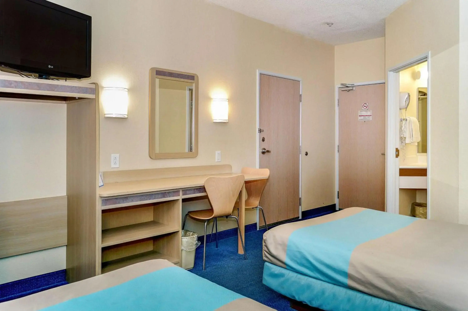 Motel 6 Peterborough, ON